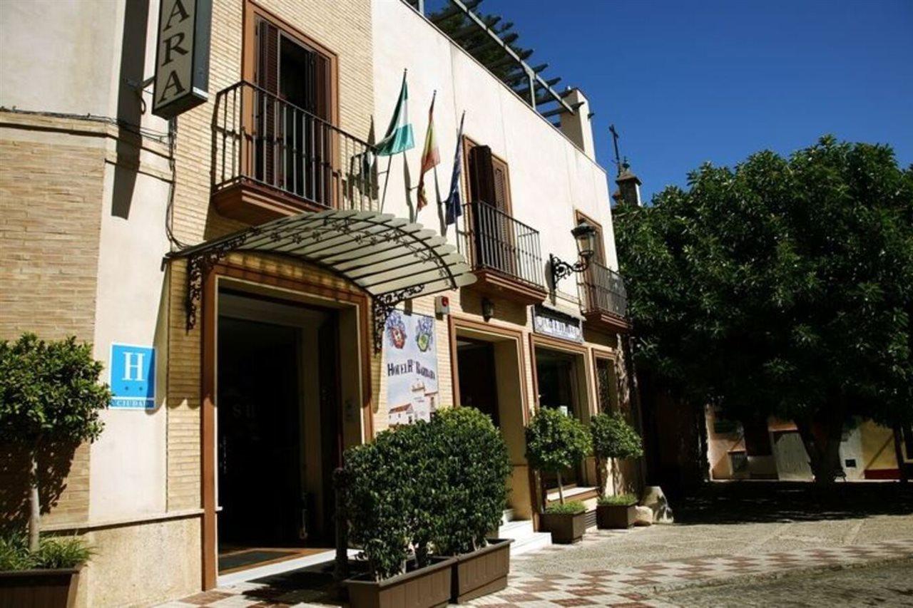 Ele Santabarbara Hotel Castilleja de la Cuesta Luaran gambar