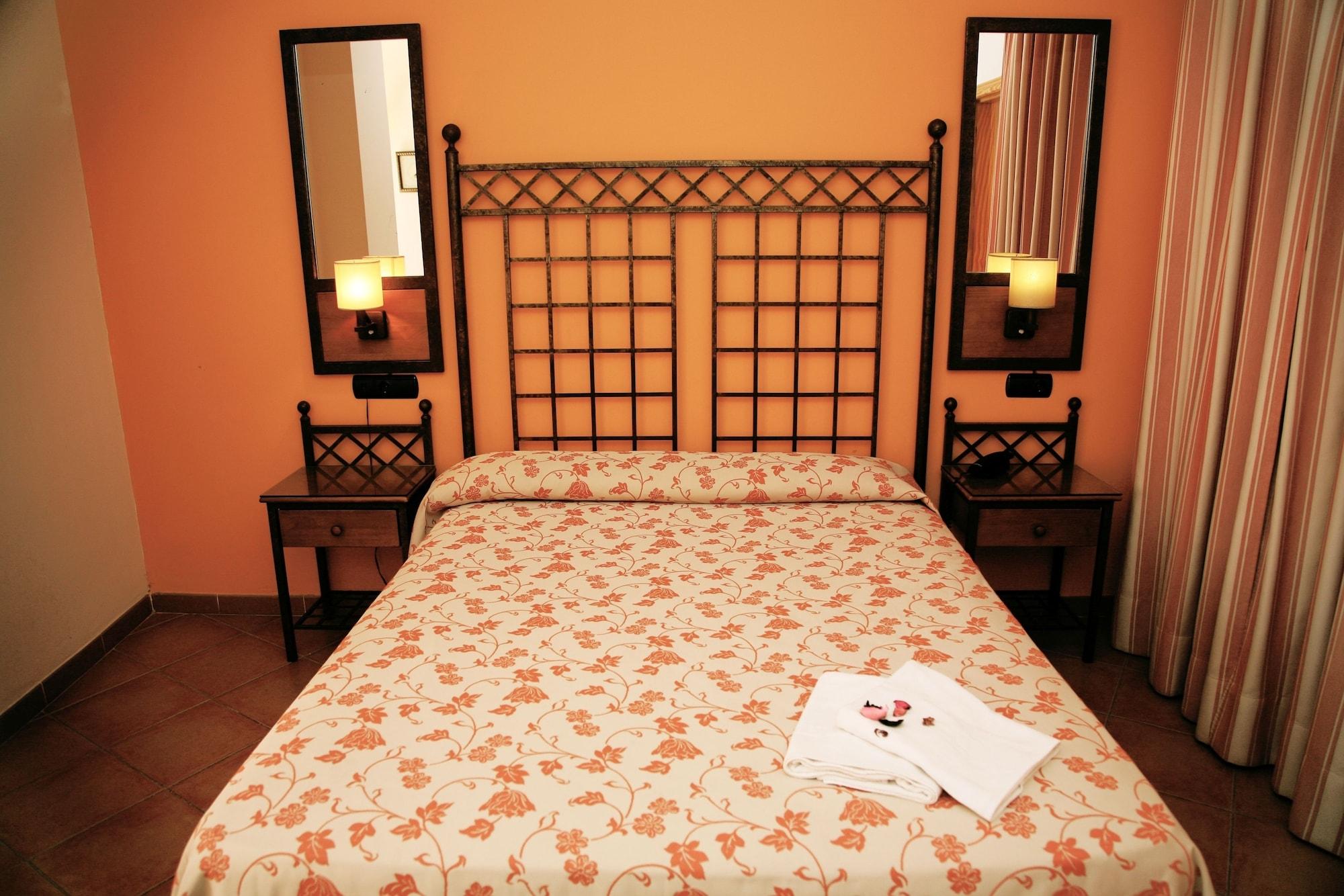 Ele Santabarbara Hotel Castilleja de la Cuesta Luaran gambar
