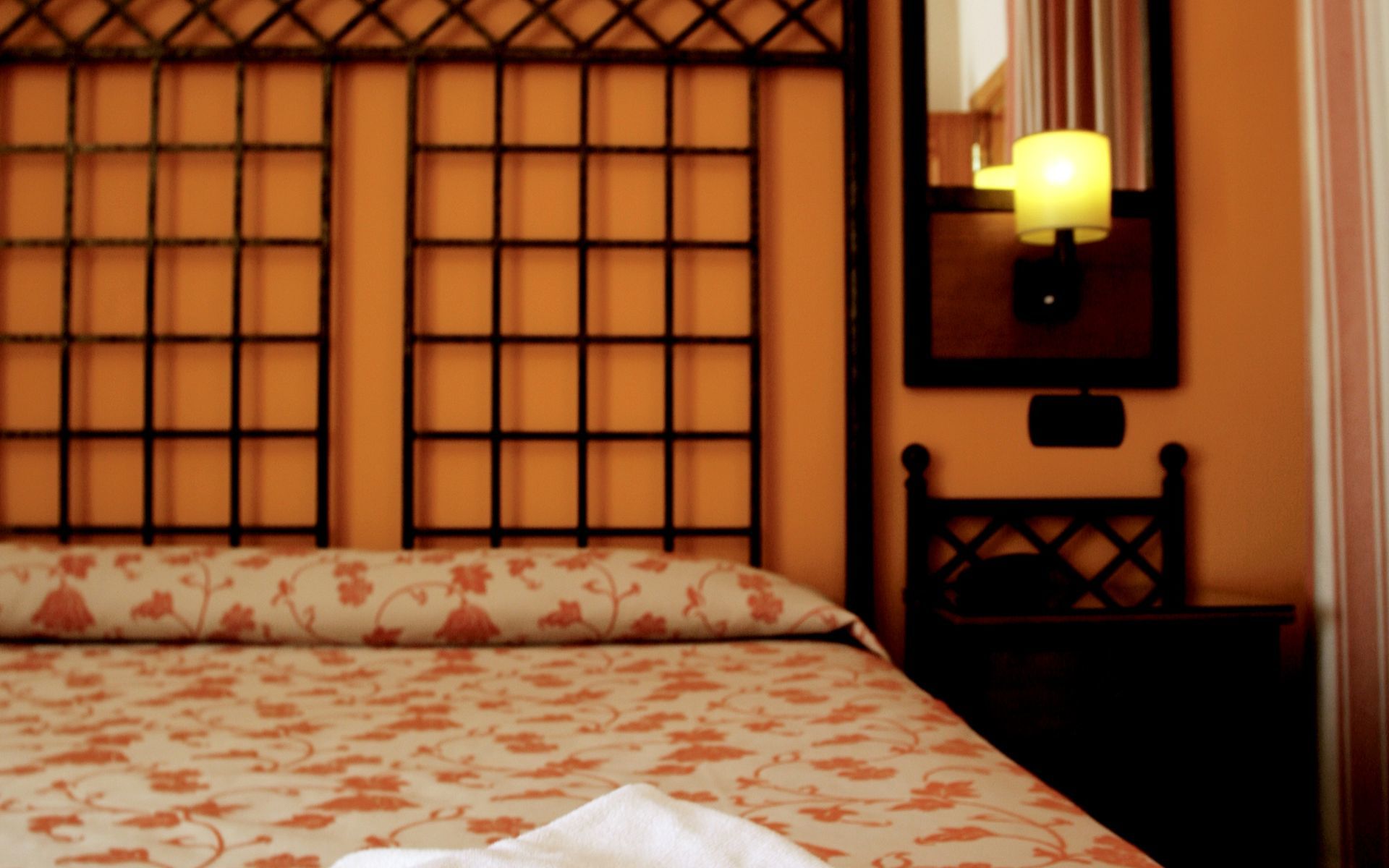 Ele Santabarbara Hotel Castilleja de la Cuesta Luaran gambar
