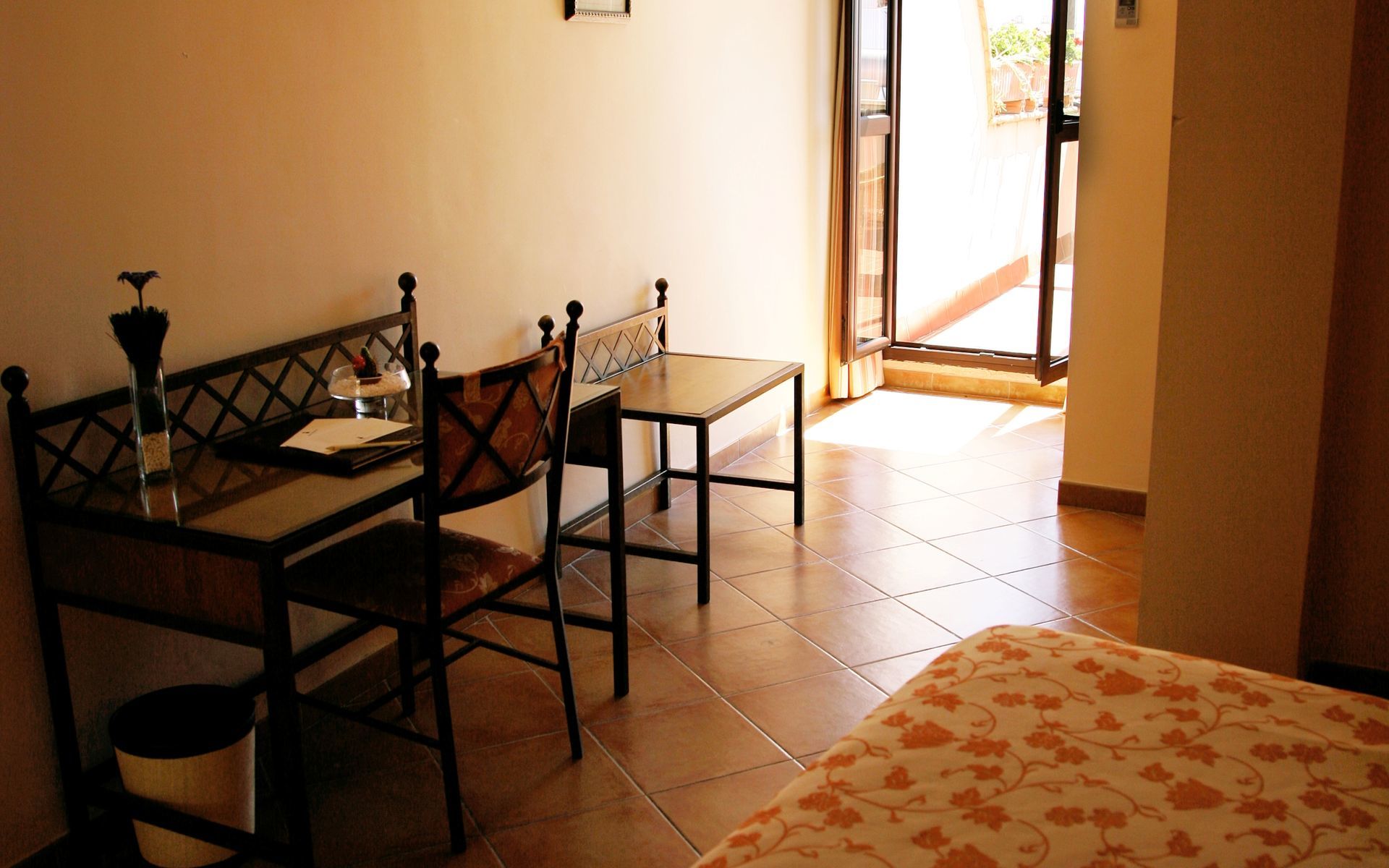 Ele Santabarbara Hotel Castilleja de la Cuesta Luaran gambar