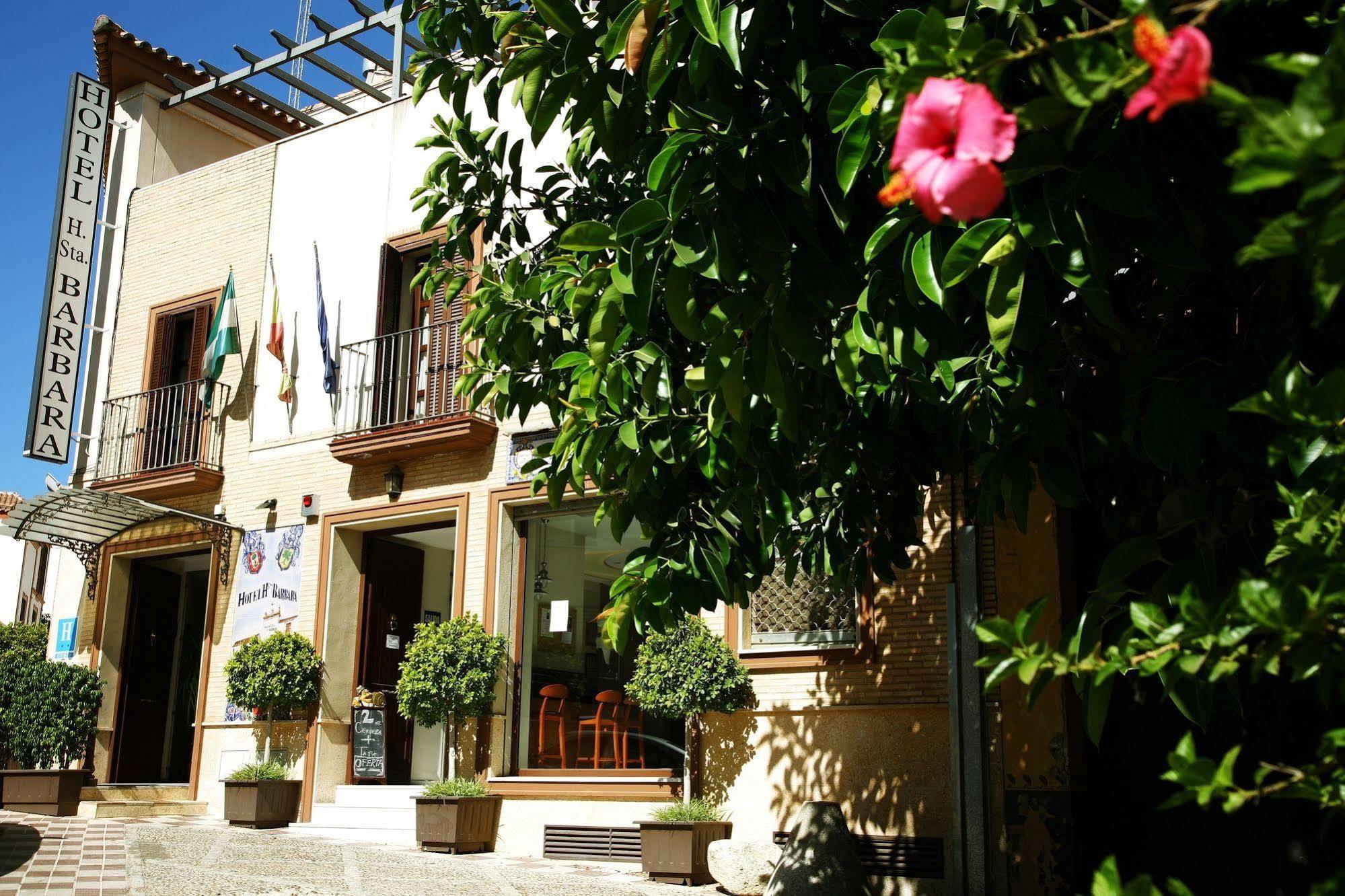 Ele Santabarbara Hotel Castilleja de la Cuesta Luaran gambar