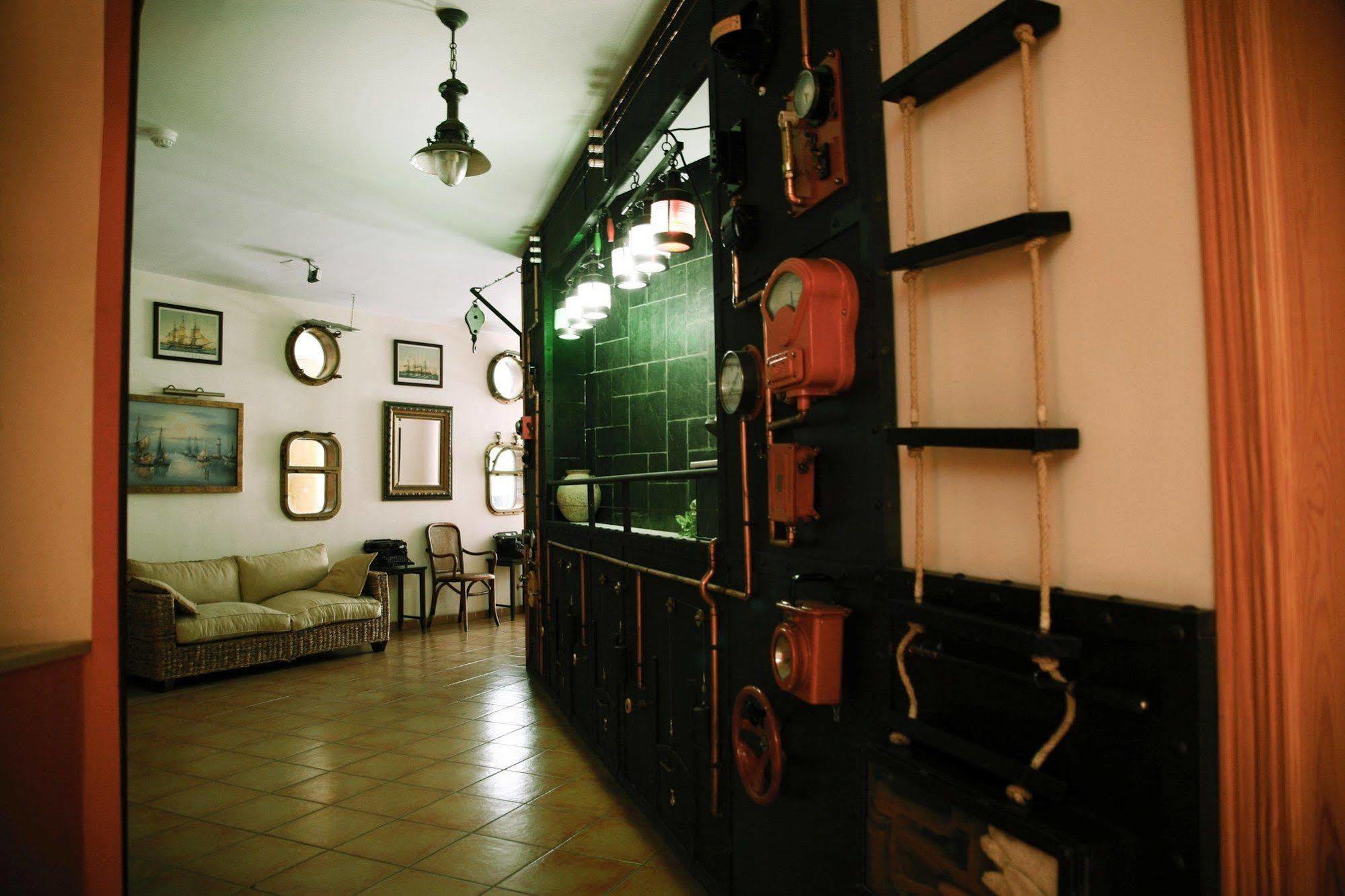 Ele Santabarbara Hotel Castilleja de la Cuesta Luaran gambar