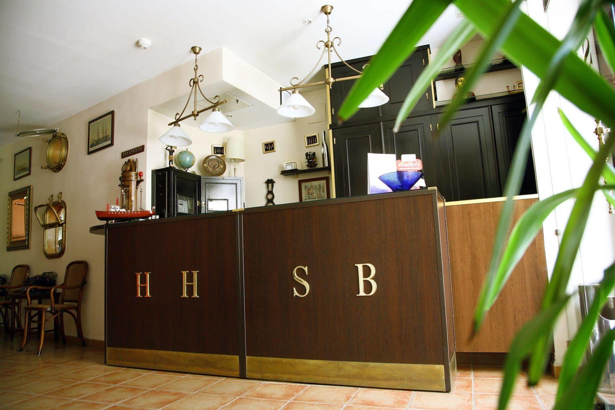 Ele Santabarbara Hotel Castilleja de la Cuesta Luaran gambar